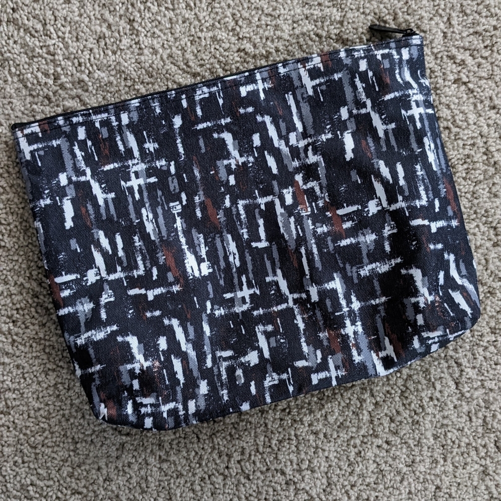 Thirty One Zipper Pouch: City Scape